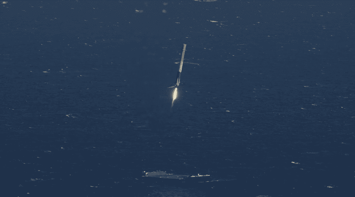 El aterrizaje del Falcon 9 de SpaceX en 4K