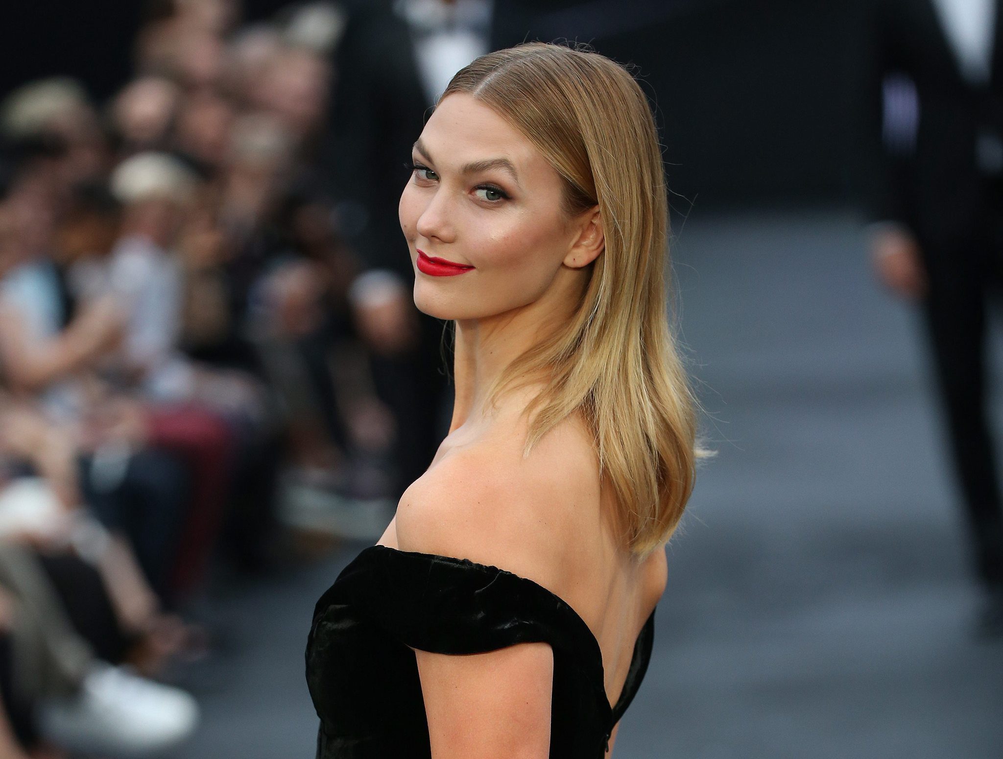 Karlie Kloss supermodelo de Vogue puede enseñarte a programar
