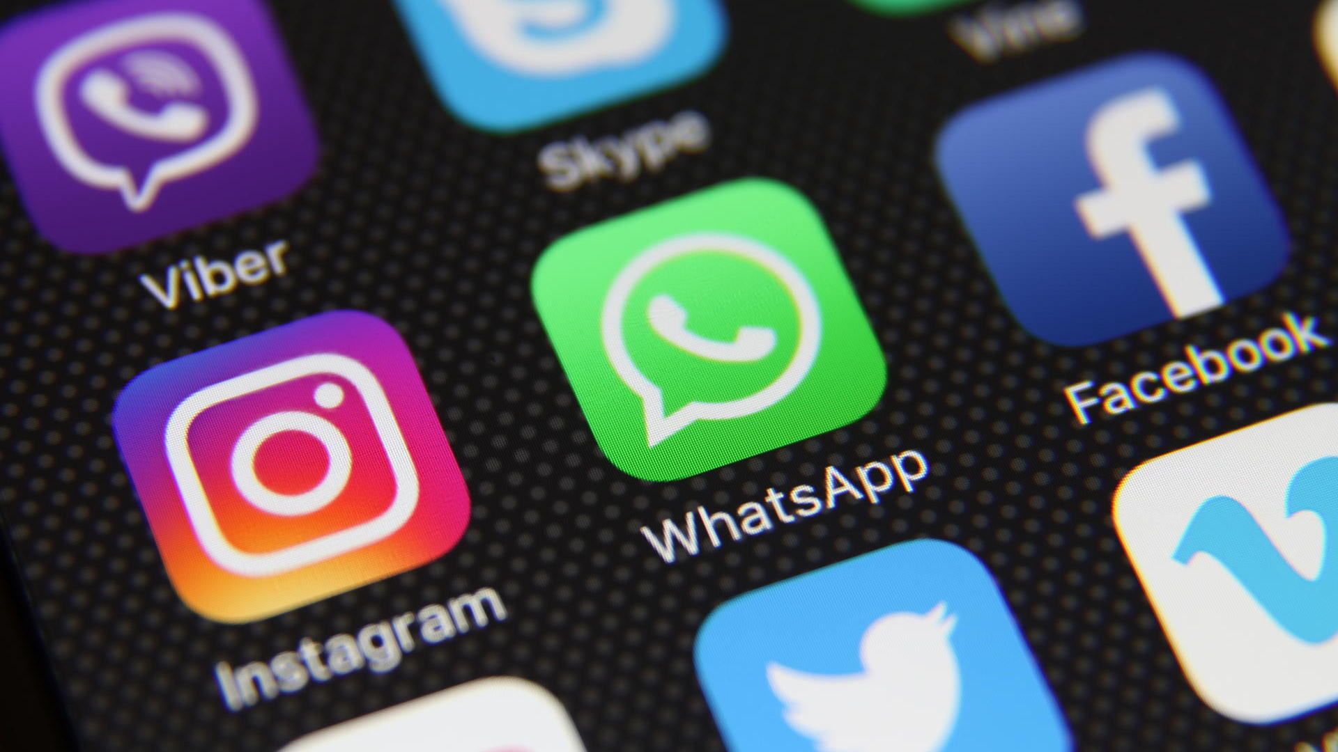 Zuckerberg: la fusión de WhatsApp, Instagram y Messenger permitirá una experiencia similar a la de iMessage