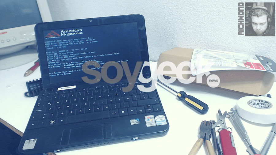 Desarmando una HP Mini 110  para actualizar a SSD