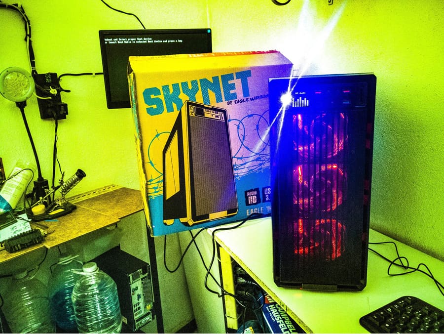 Revisando el gabinete gamer SKYNET de Eagle Warrior
