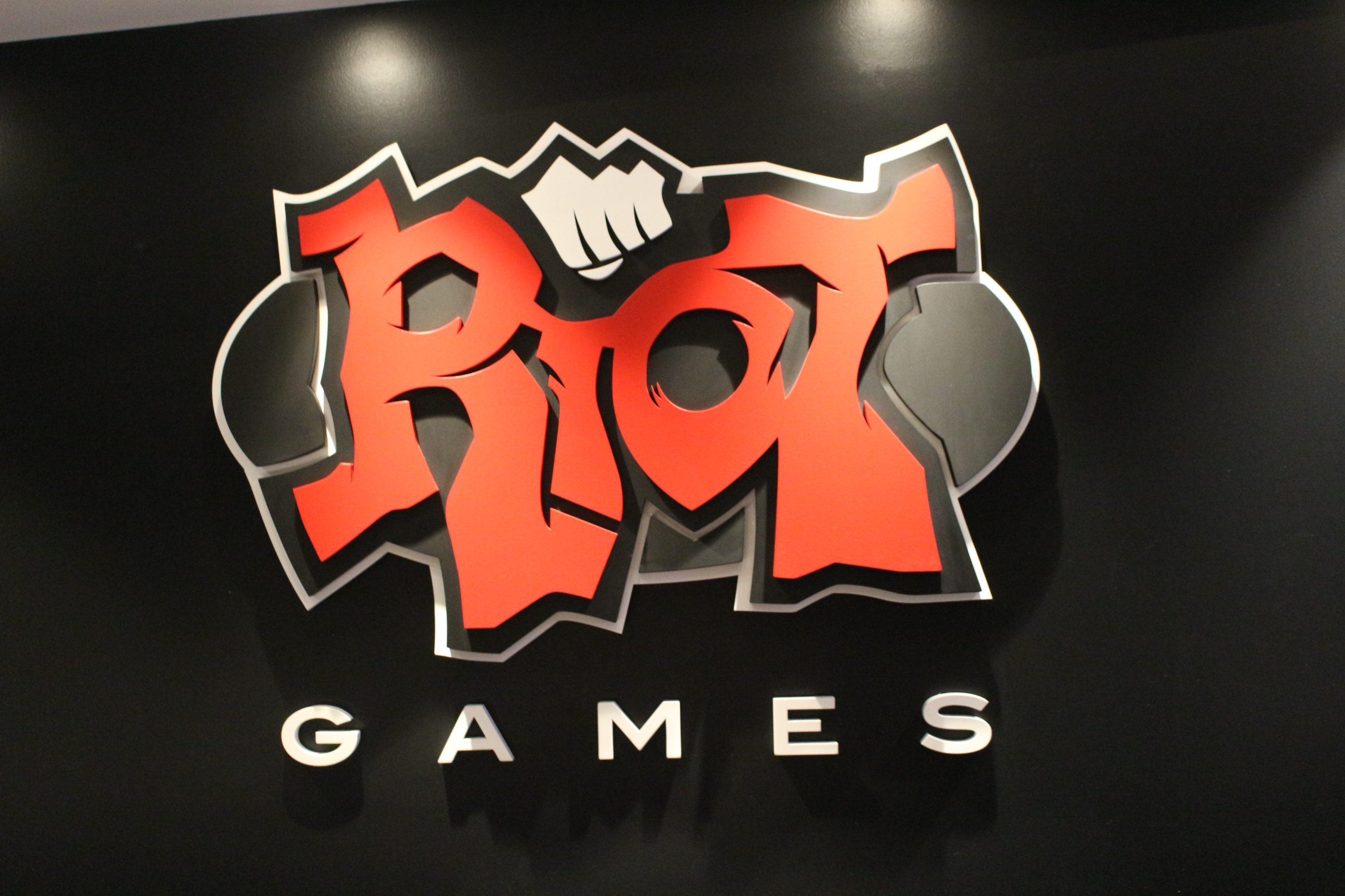 Riot games сайт